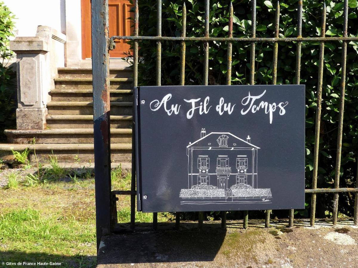 Bed and Breakfast Au Fil Du Temps Fougerolles-Saint-Valbert Exterior foto