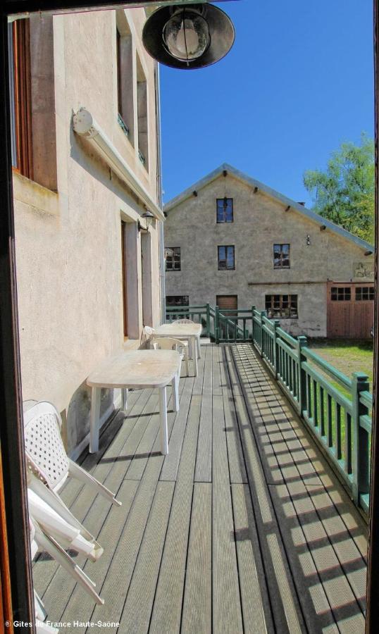 Bed and Breakfast Au Fil Du Temps Fougerolles-Saint-Valbert Exterior foto