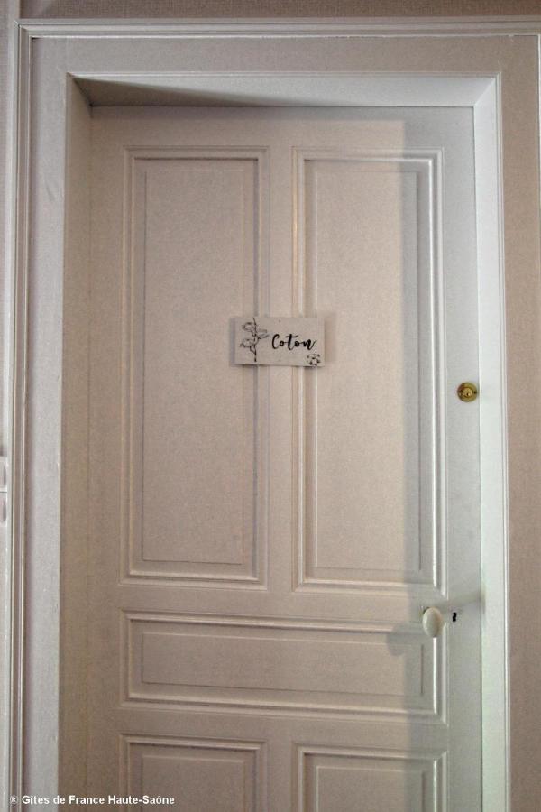 Bed and Breakfast Au Fil Du Temps Fougerolles-Saint-Valbert Exterior foto