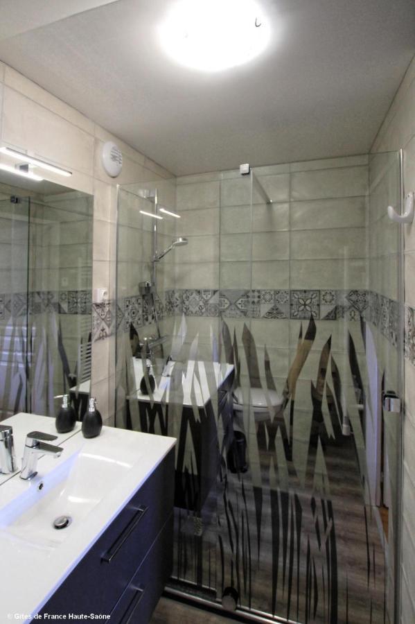 Bed and Breakfast Au Fil Du Temps Fougerolles-Saint-Valbert Exterior foto