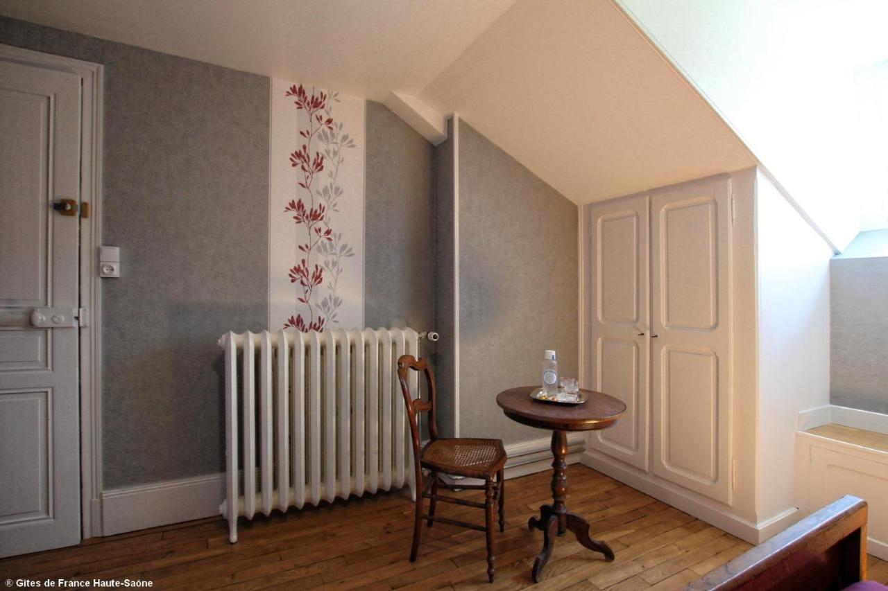 Bed and Breakfast Au Fil Du Temps Fougerolles-Saint-Valbert Exterior foto